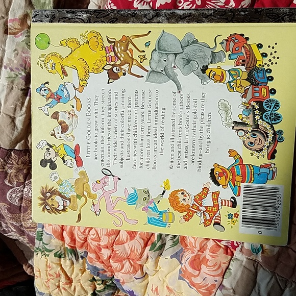 Jingle Bells Little Golden Book - Picture 5 of 6
